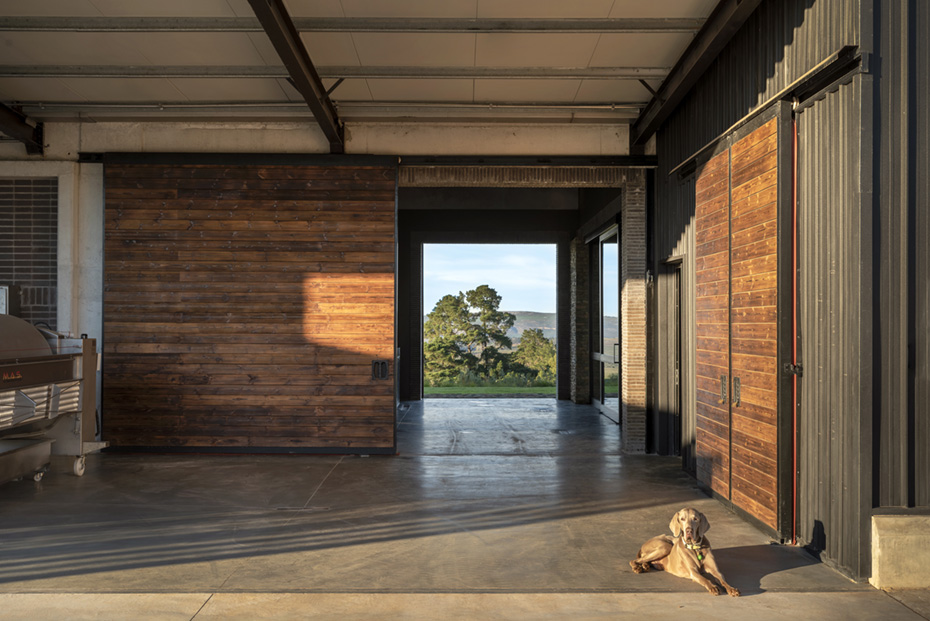 Onyx Architects and Interior Design Studio in Cape Town, Moya Meaker Winery