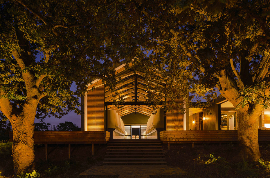 Onyx Architects and Interior Design Studio in Cape Town, Moya Meaker Winery